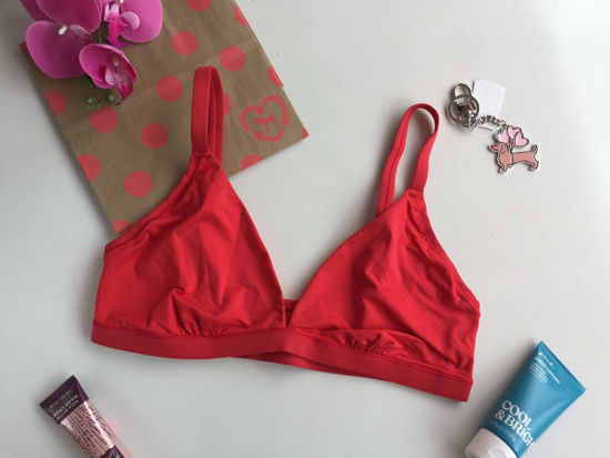 Imagen de PINK Sport Bralette  Rojo XL.